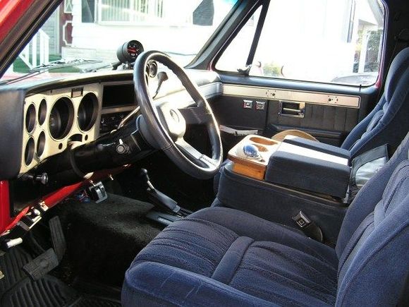 custom steelcase seats and newer steering wheel