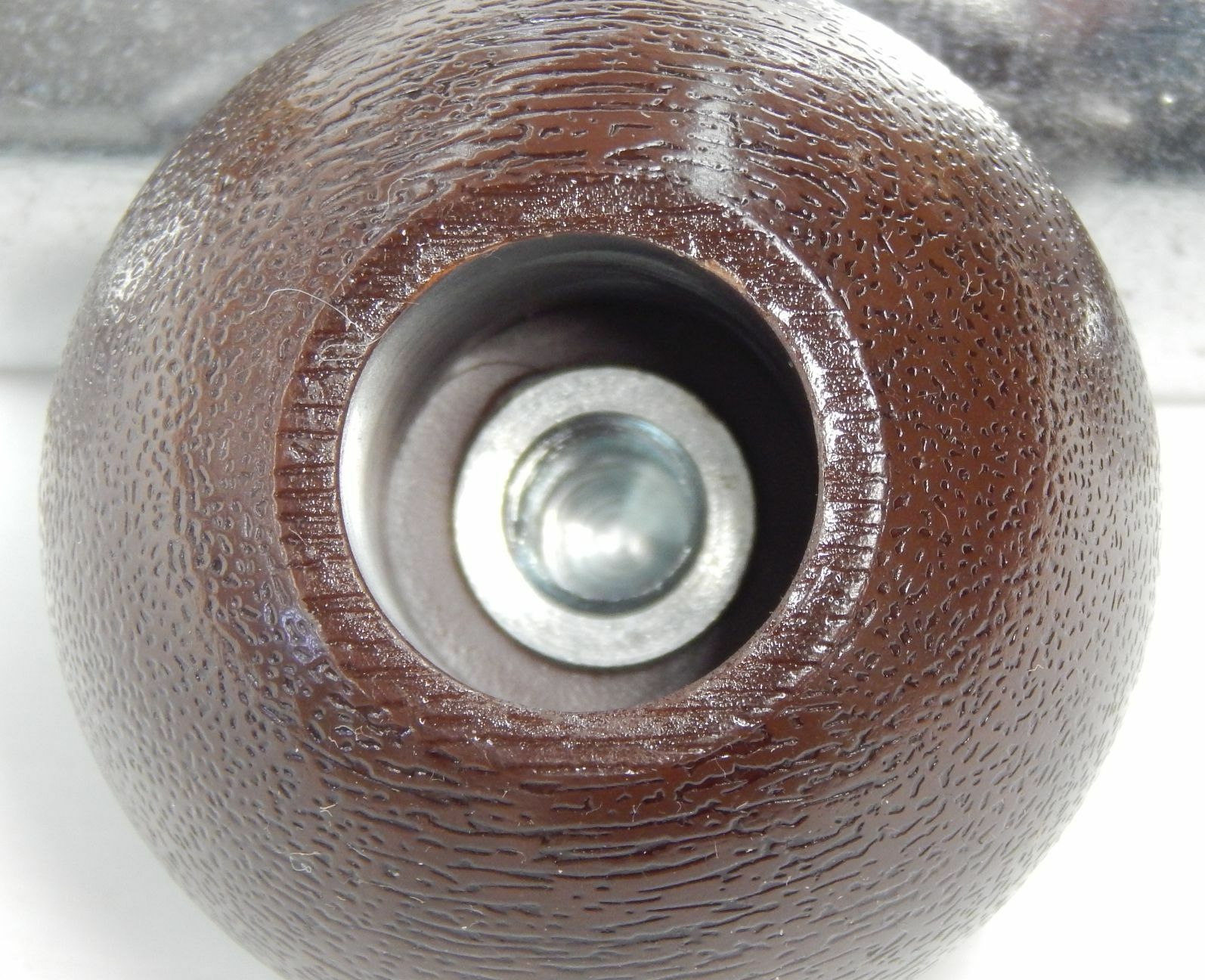 "Oldsmobile Cutlass Wood / Walnut / Plastic Round Floor Shifter Knob