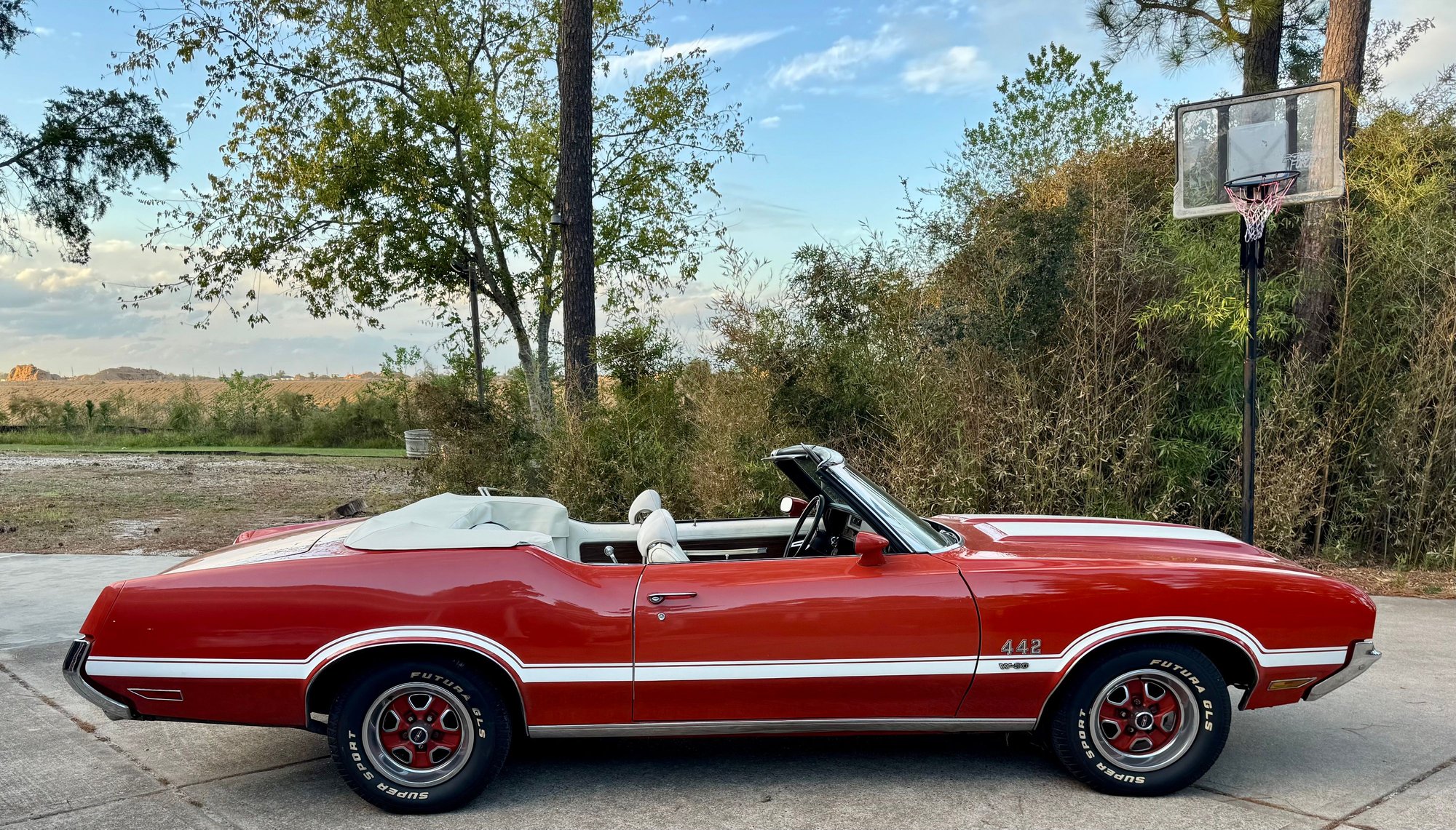 Boot installed and looks great!  Thank you Convertible Top Guys!