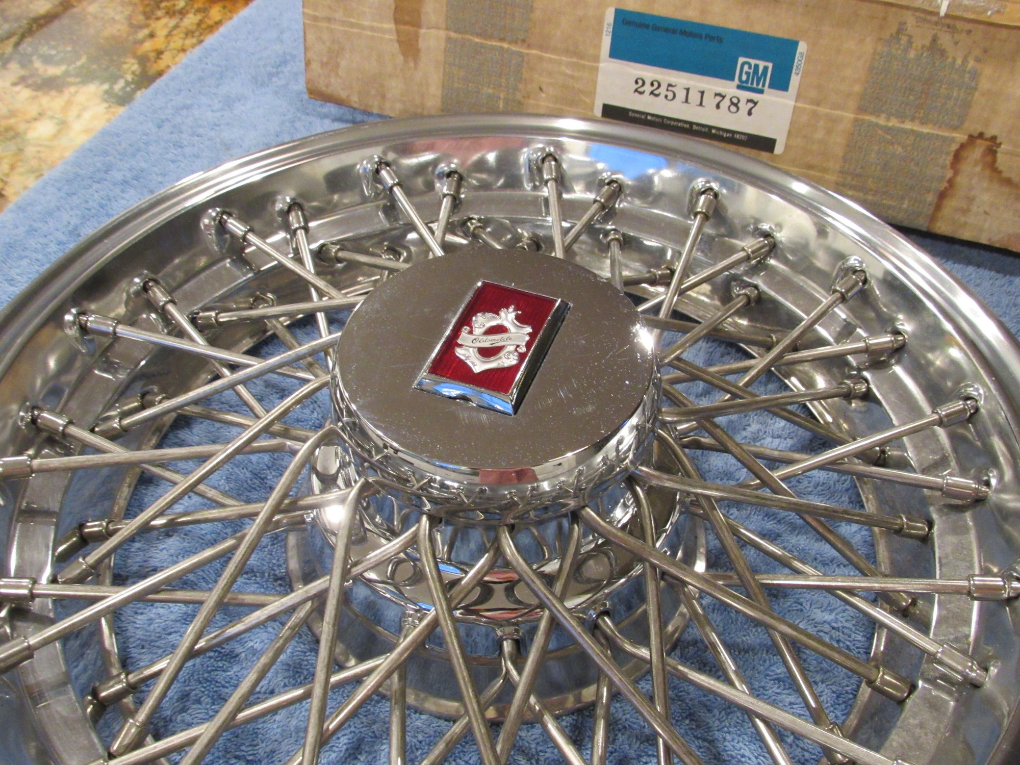 Hubcaps for 1984 Delta 88 Royal Brougham