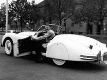 Not an Oldsmobile but one of the coolest cars my dad owned.
1957 Jaguar XK140MC