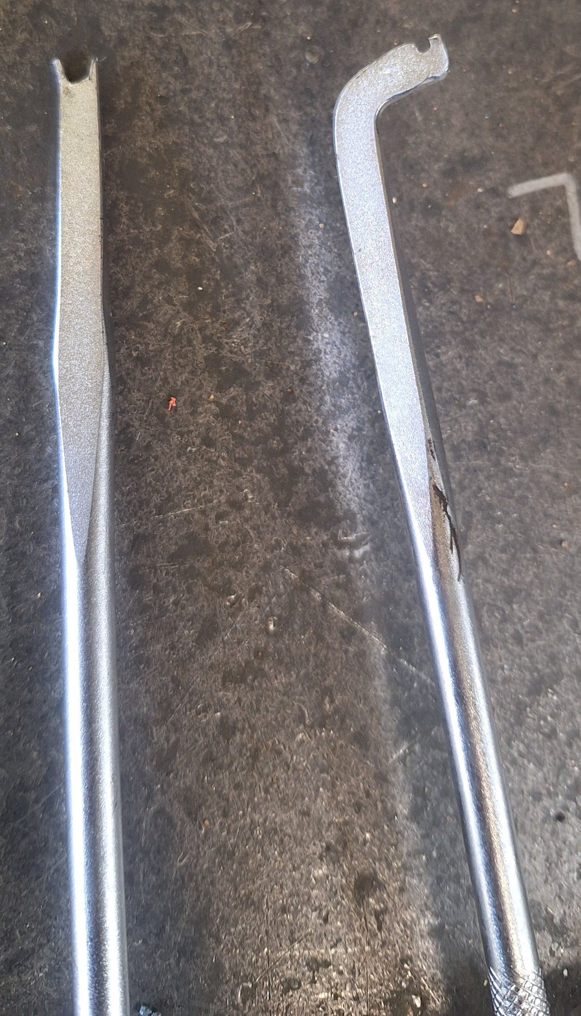 The forked ends are a bit fragile and I damaged the straight one, having to re-grind it