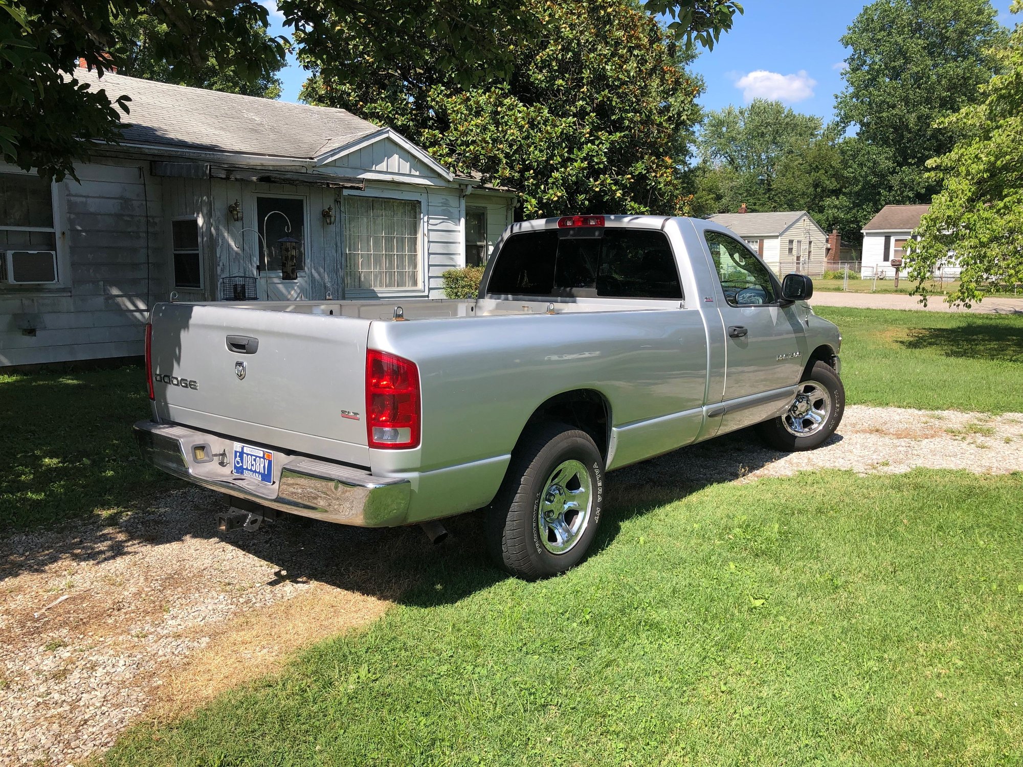 FS [Vehicle] 2002 Ram 1500 SLT regular cab, long bed 4000
