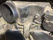 Pic 1: part I don't know how to remove