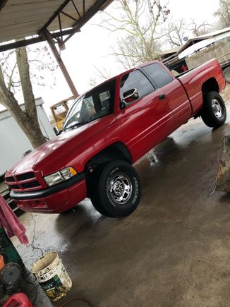 All on, and in her is stock, and I plan on keeping her that way. I don’t believe in modifications for second generation Ram’s. ☺️