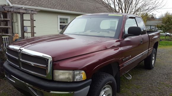 Best Pic I have with me, nothing special, but a dang good truck.