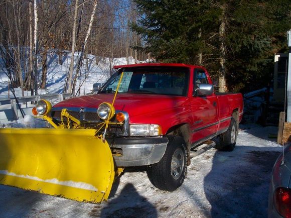 Yeah I know ... it's yellow!!!!!   the woman I bought it from did that. I'll be painting it back to black and red.