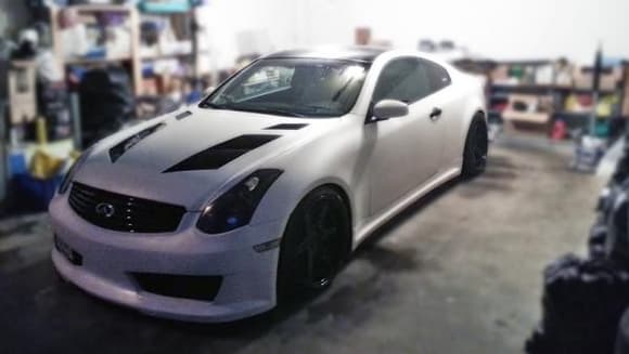 Matte white g35