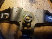 and this is the Lude hub... it's got a substantially smaller I.D. than the OEM Accord hub.