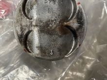 Type r piston