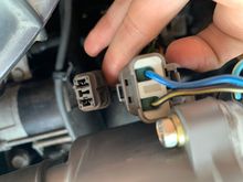 2 wire 2 pin connector on the distributor. The bottom connector is from the wiring harness