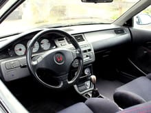 JDM ITR SRS steering wheel, EG6 speedo cluster w/working gas light and door open indicators.