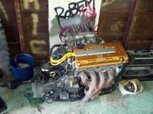 b16a3 out of my del sol soon to become a b20vtec for the ek