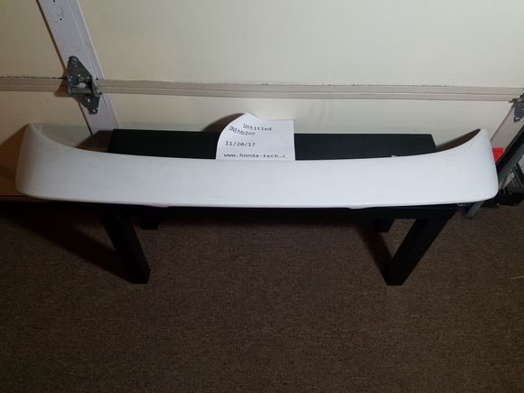 OEM Integra GSR Spoiler with LED 
*Good paint
*Wire harness intact 
$40 picked up