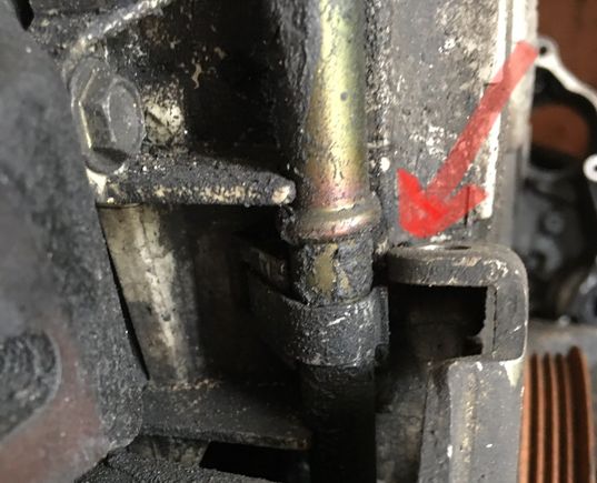  Clip holding dip stick tube D16Y7