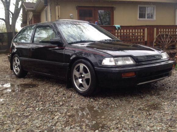 Like I said first ever honda, had it for little over a week love driving this car. Has a b20 from a 99 crv, b17 Trans, intake,fuel rail, distributor and ECM from a 92 Integra. As soon as I got the car started google and found honda-tech and started researching