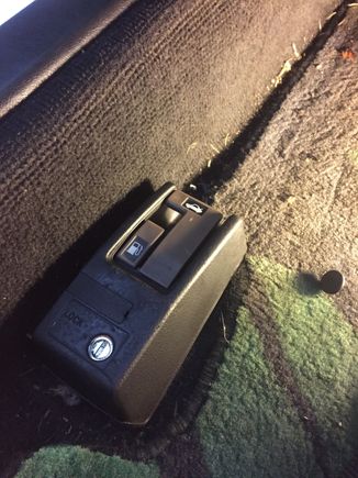 All done! There is a little gap between the carpet and the cover that I want to fill in. Any thoughts on what/how to fill it?