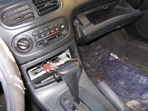 4-2009 DelSol post theft interior - mising stereo