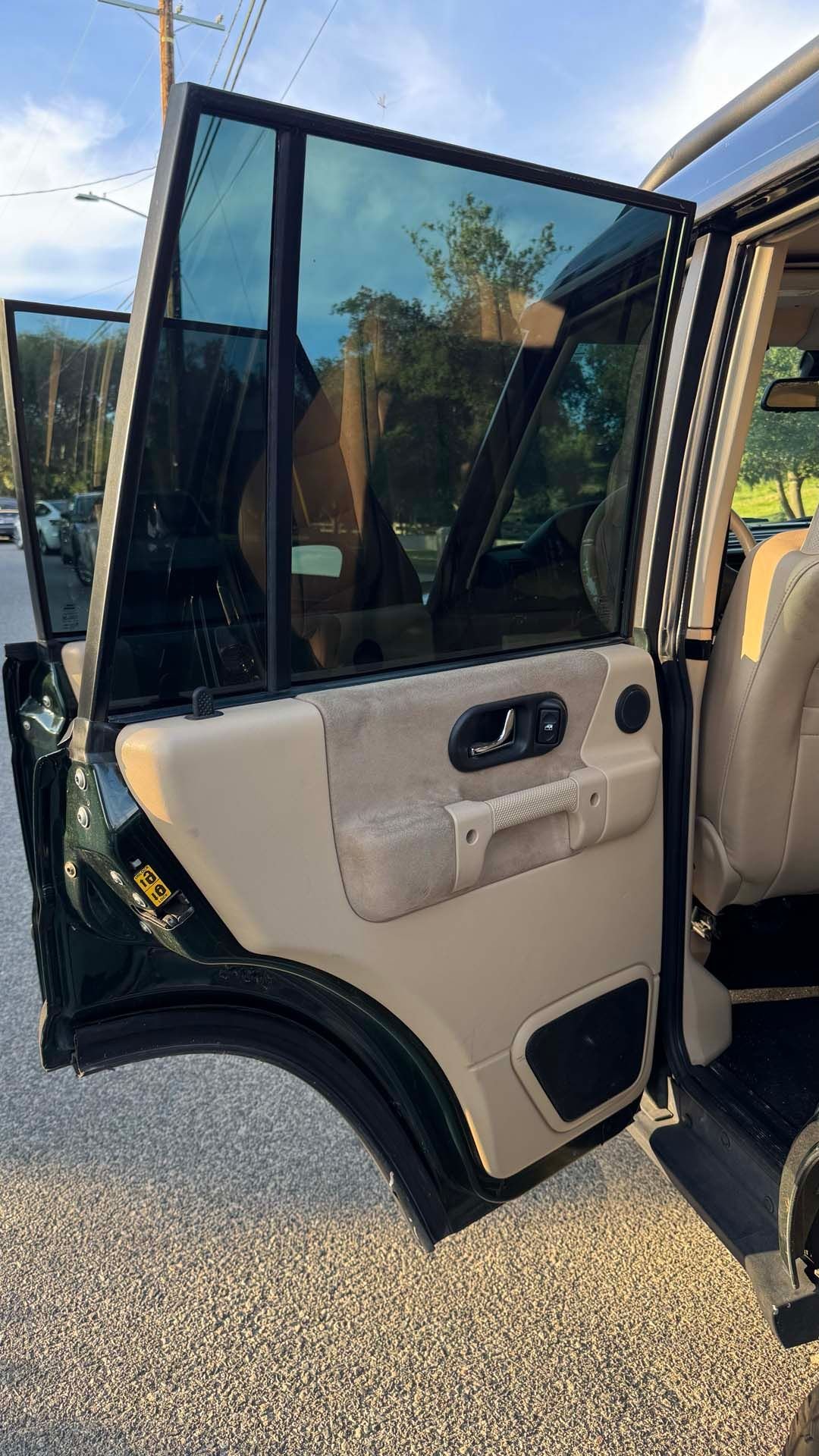 2004 Land Rover Discovery - 2004 Land Rover Discovery II SE — Epsom Green / Tan — 148K — Mechanically Sorted — $1 - Used - VIN SALTY19434A864714 - 148,000 Miles - 8 cyl - 4WD - Automatic - SUV - Other - Los Angeles, CA 91214, United States