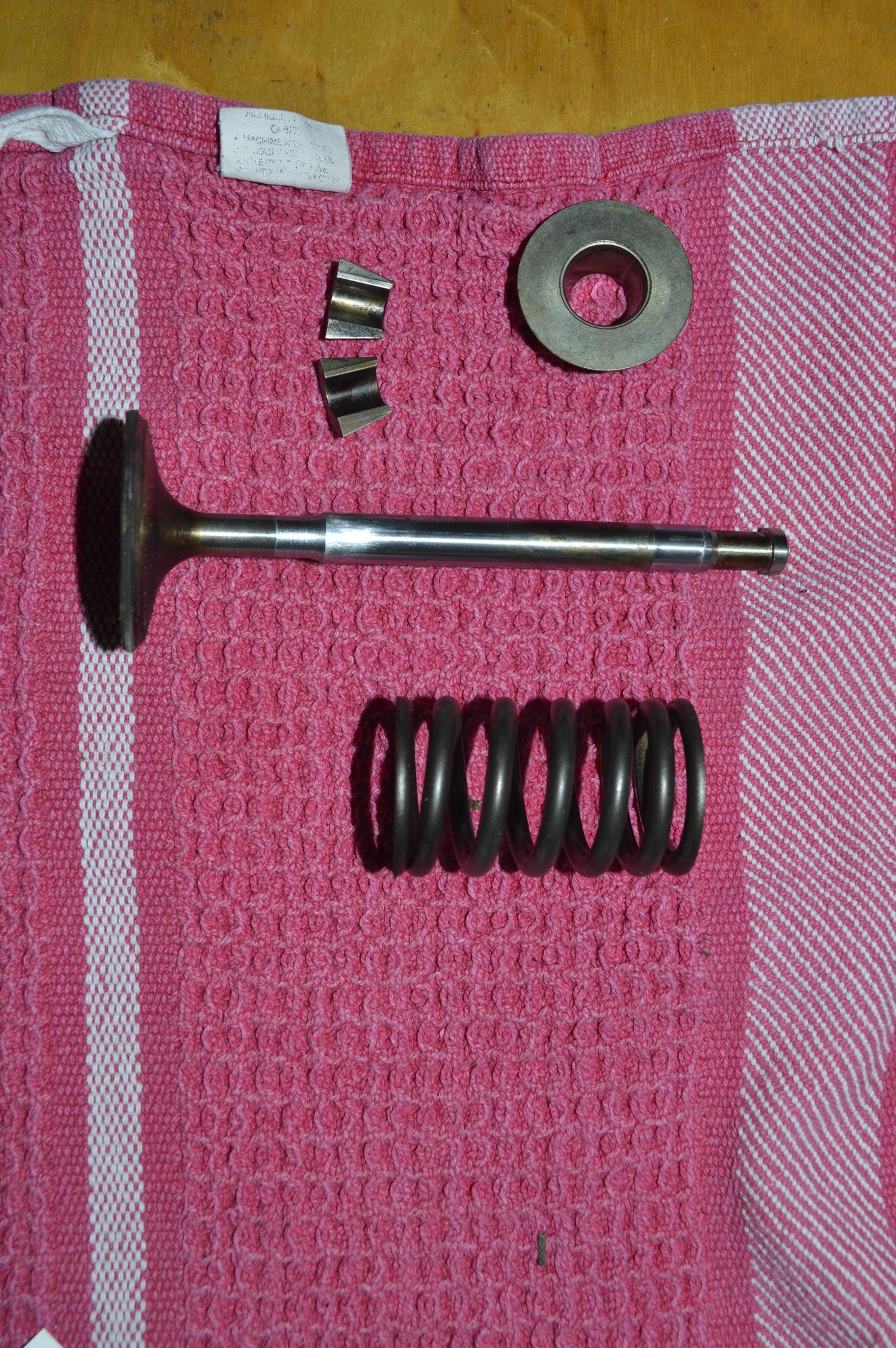 Engine - Internals - Full set of valves and springs - Used - 1999 to 2004 Land Rover Discovery - Mission, BC V2V5S6, Canada