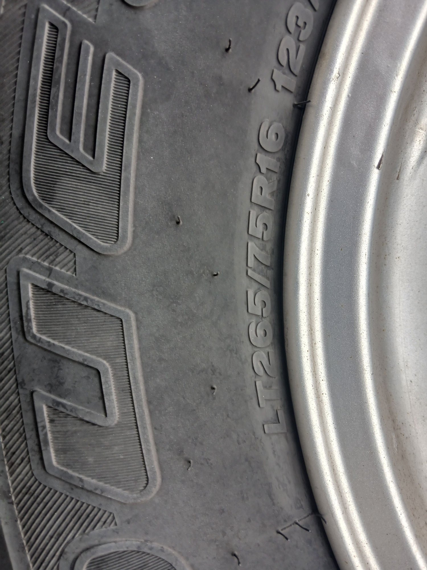 1995 Land Rover Discovery - 4 ea. wheels - Accessories - $550 - Tacoma, WA 98409, United States