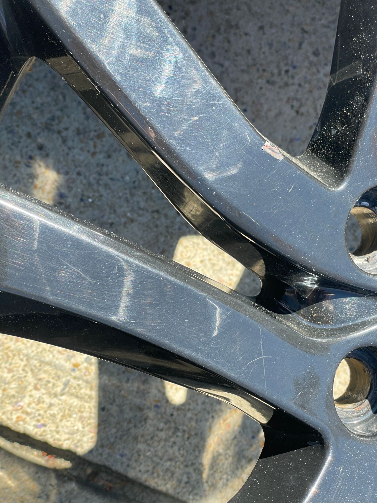 Wheels and Tires/Axles - Discovery 5 Alloy Wheel - 20' 5 Split-Spoke 'Style 5011' - Used - 2017 to 2024 Land Rover Discovery - Raleigh, NC 27614, United States