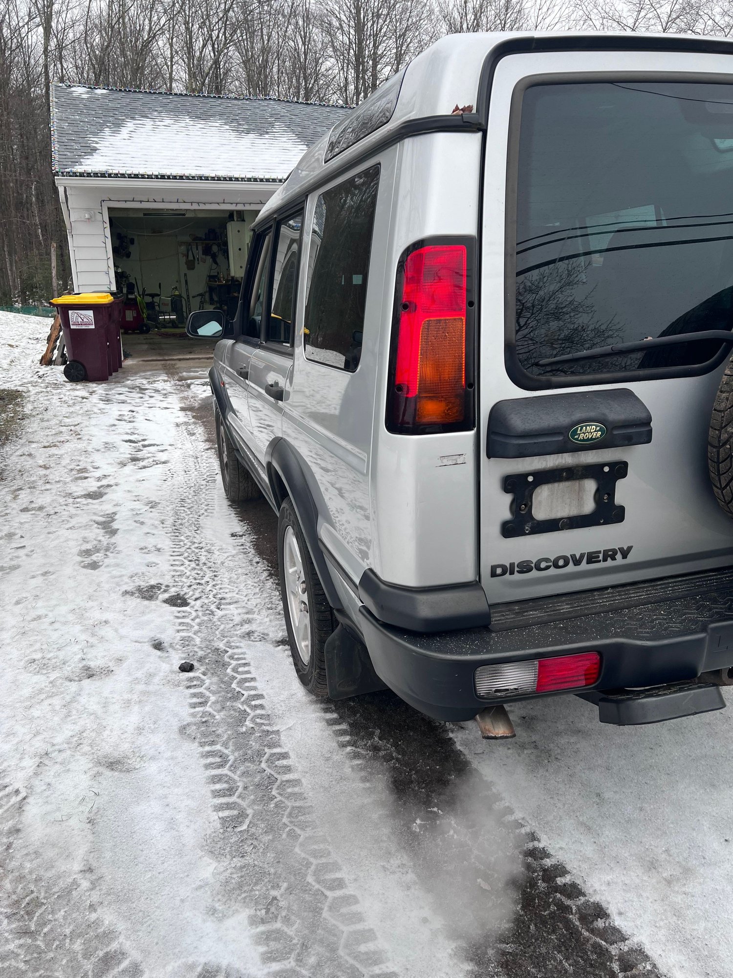 2004 Land Rover Discovery - 2004 Land Rover Discovery (Blown Head Gasket) - Used - VIN SALTW19424A86 - 87,000 Miles - 8 cyl - AWD - Automatic - SUV - Silver - Ganesvoort, NY 12831, United States