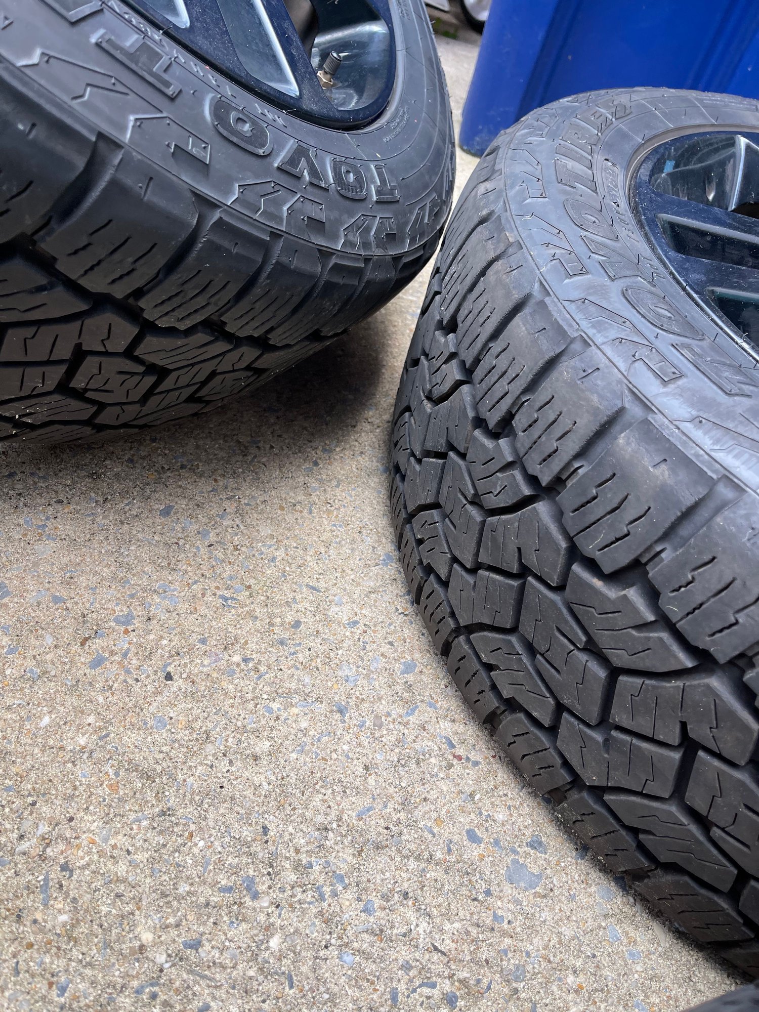 Wheels and Tires/Axles - TOYO Tires AT3 w/ OEM rims 255/50/20 - Used - 2010 to 2016 Land Rover LR4 - Nyc, NY 10312, United States