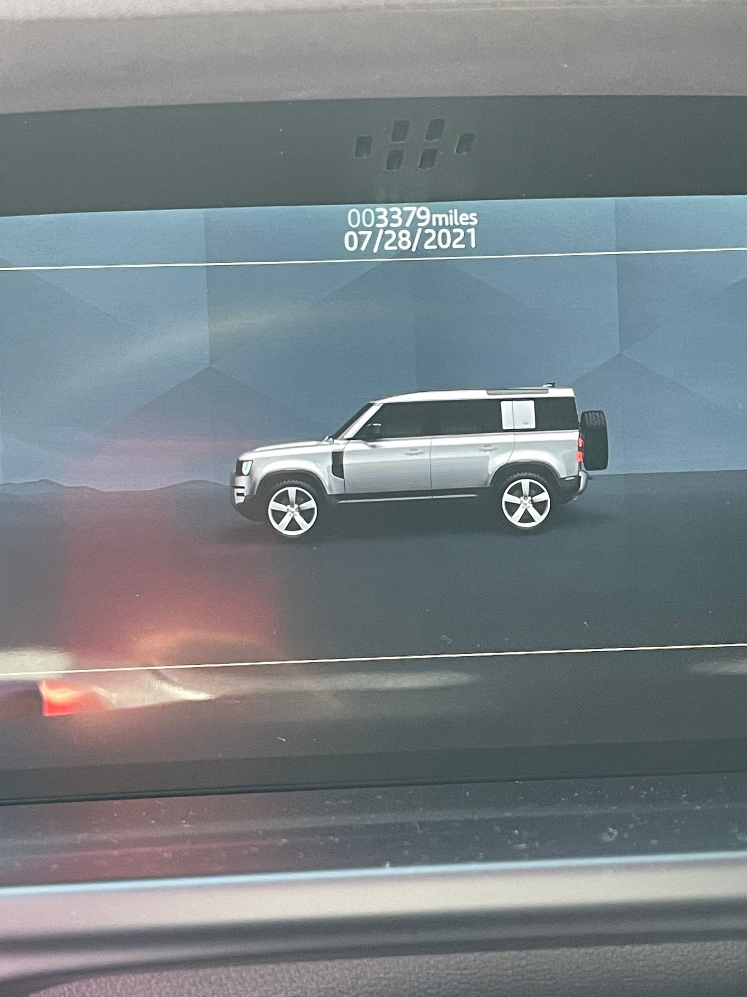 2021 Land Rover Defender - 2021 Land Rover Defender - Used - VIN SALEP7RU4M2049138 - 3,379 Miles - 6 cyl - 4WD - Automatic - SUV - Silver - Scottsdale, AZ 85254, United States
