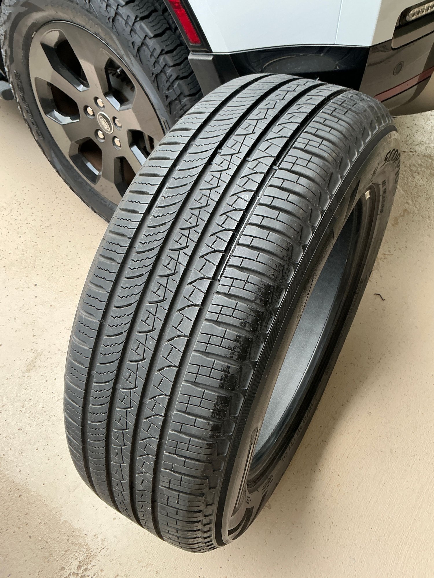 Wheels and Tires/Axles - New Pirelli Scorpion 255/60R20 - New - All Years Any Make All Models - Port St. Lucie, FL 34983, United States