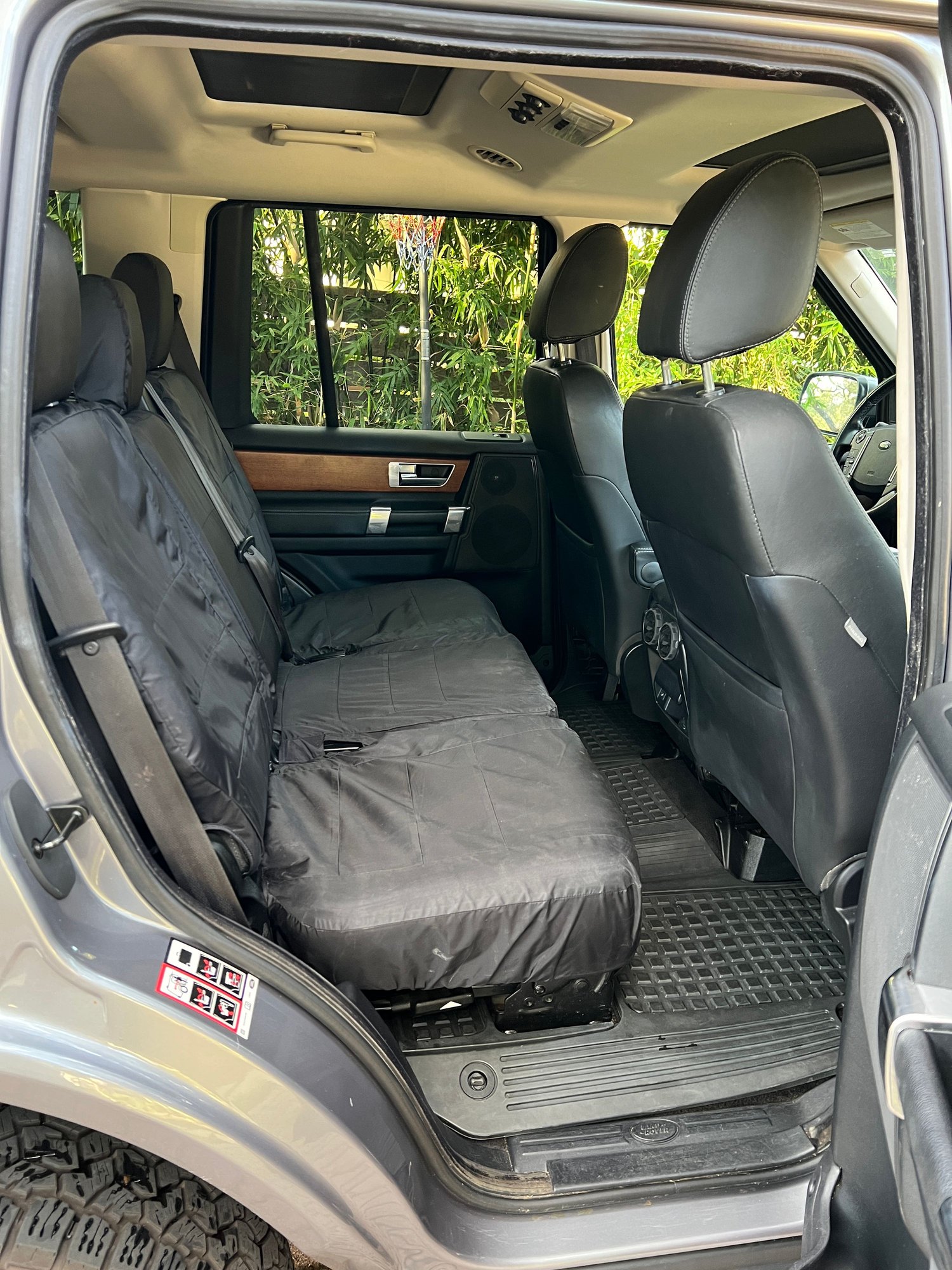 2012 Land Rover LR4 - Single owner 2012 LR4 HSE LUX V8 - Used - VIN SALAK2D4XCA630302 - 90,800 Miles - 8 cyl - 4WD - Automatic - SUV - Gray - Austin, TX 78703, United States