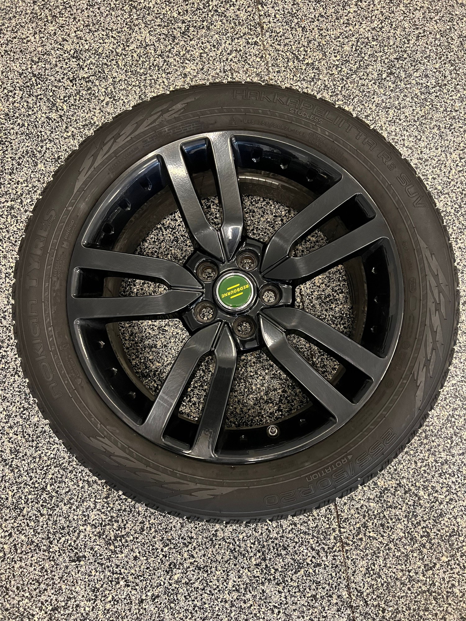 Wheels and Tires/Axles - lr4 20" winter wheel, tire, and tpms - Used - 0  All Models - South Barrington, IL 60010, United States