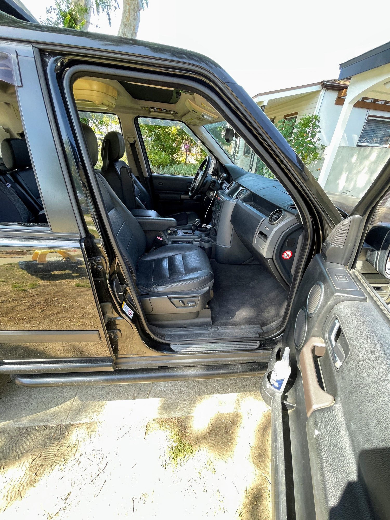2005 Land Rover LR3 - SoCal: 2005 Land Rover LR3 with some upgrades - Used - VIN salaa25465a304954 - 212,600 Miles - 8 cyl - 4WD - Automatic - SUV - Black - Long Beach, CA 90808, United States
