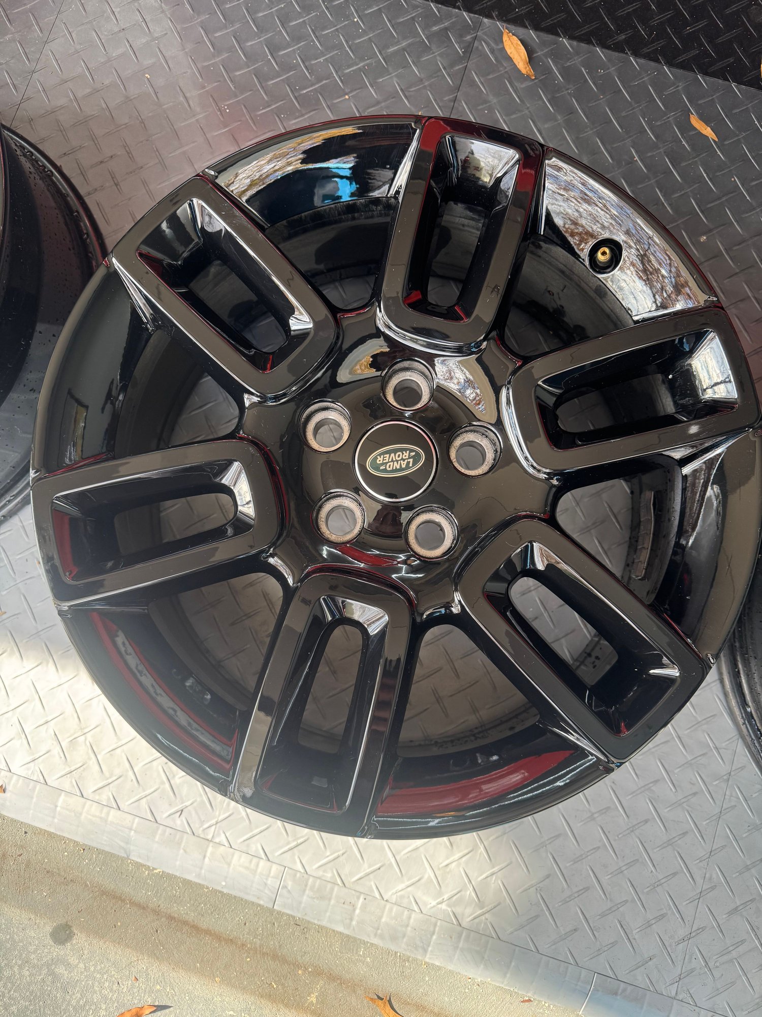 Wheels and Tires/Axles - Defender L663 19” Wheels - Used - 2020 to 2025 Land Rover Defender 110 - Sterling, VA 20165, United States