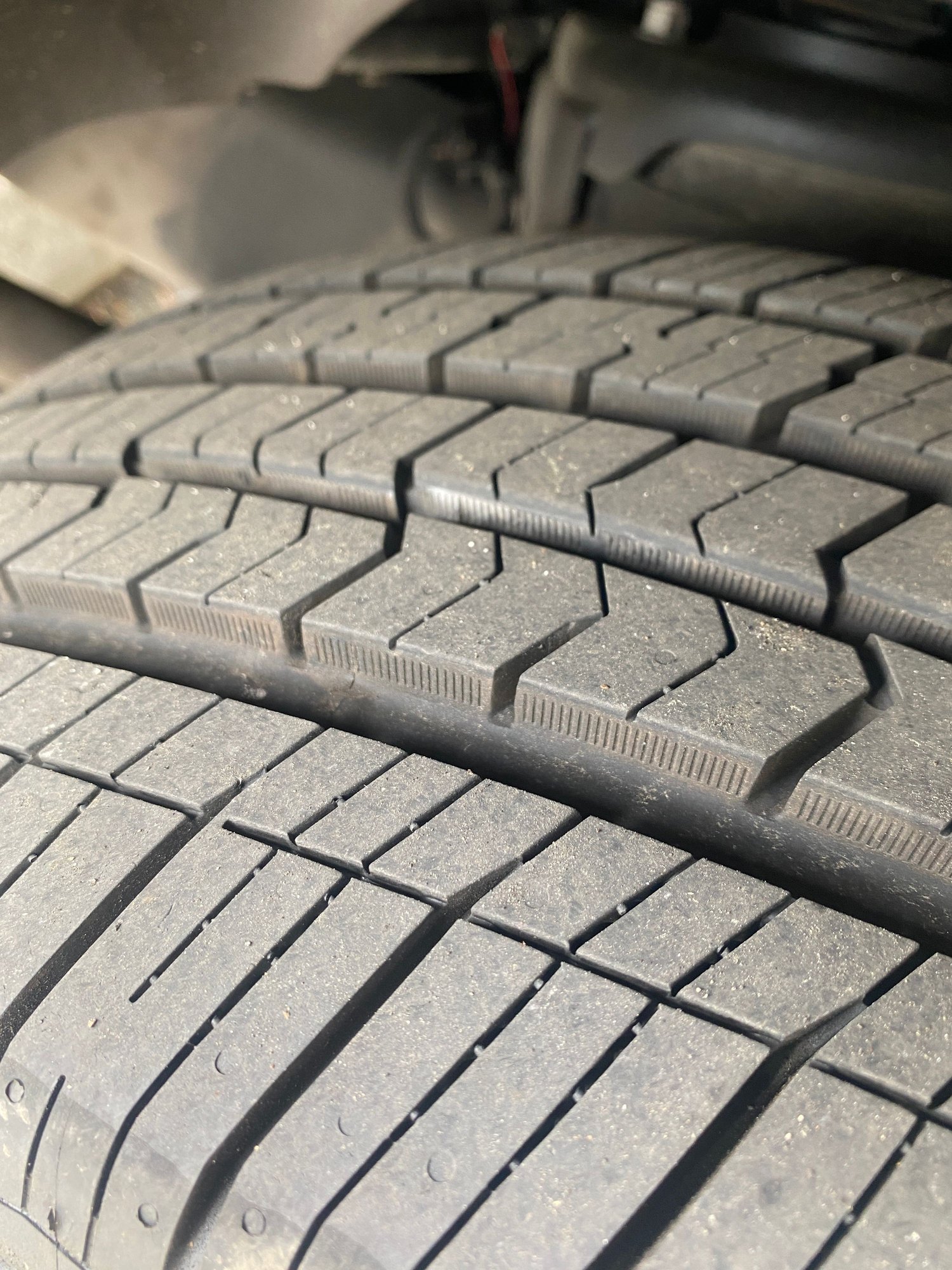 Wheels and Tires/Axles - Like new 2015 lr4 oem black 19" wheels with new toyo 255/55/19 tires!! - Used - 2015 to 2016 Land Rover LR4 - Gresham, OR 97080, United States