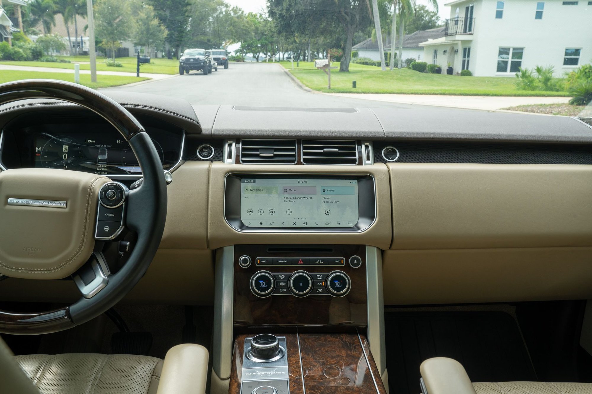 2017 Land Rover Range Rover - 2017 Range Rover, Td6, CPO, high option car - Used - VIN SALGS2FK8HA341349 - Satellite Beach, FL 32937, United States