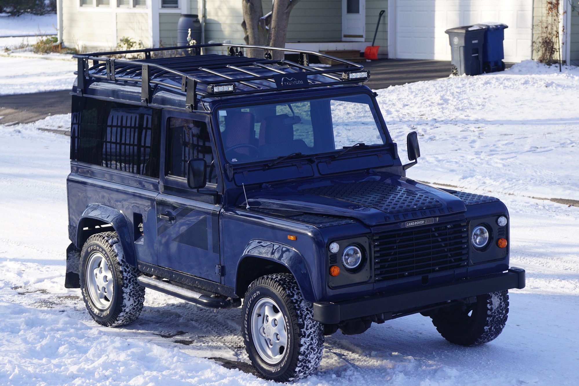 1989 Land Rover Range Rover - 1989 Right Hand Drive Defender 90 Turbo Diesel - Used - VIN SALLDVAB7FA376782 - 157,600 Miles - 4 cyl - 4WD - Manual - SUV - Blue - Ann Arbor, MI 48103, United States