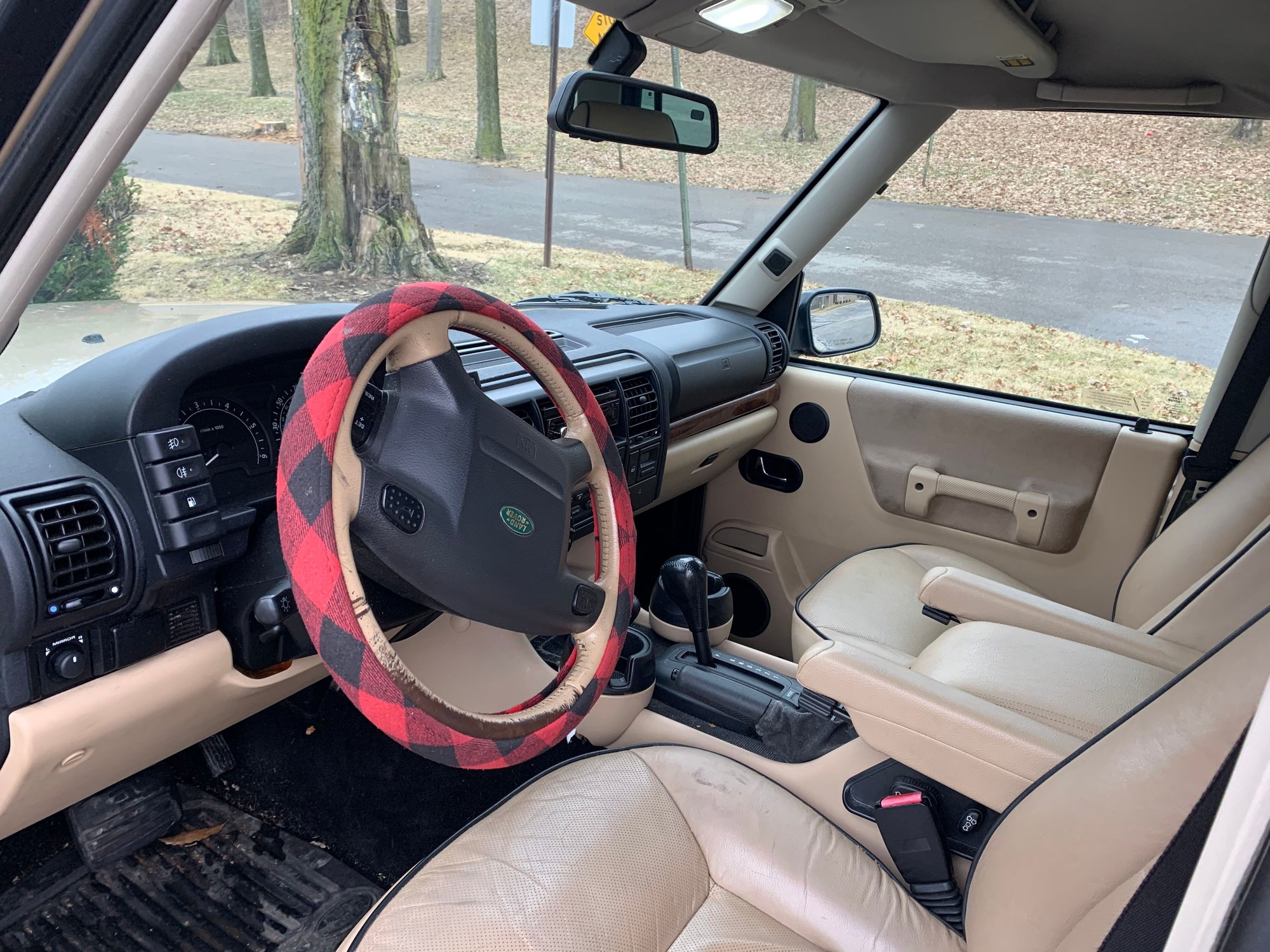 2004 Land Rover Discovery - 2004 Land Rover Discovery SE7 - Used - VIN Saltw194x4a864795 - 150,000 Miles - 8 cyl - 4WD - Automatic - SUV - Gold - Dayton, OH 45405, United States