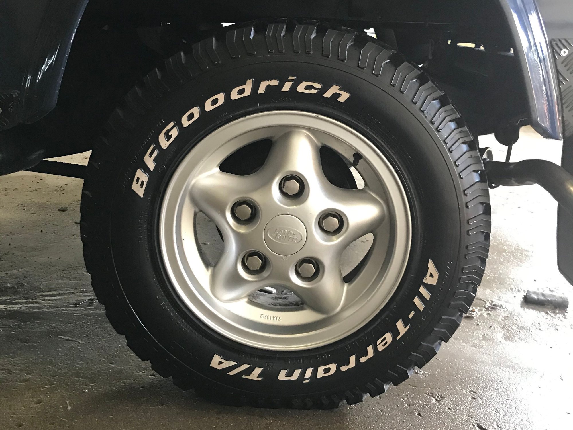 1989 Land Rover Range Rover - 1989 Right Hand Drive Defender 90 Turbo Diesel - Used - VIN SALLDVAB7FA376782 - 157,600 Miles - 4 cyl - 4WD - Manual - SUV - Blue - Ann Arbor, MI 48103, United States