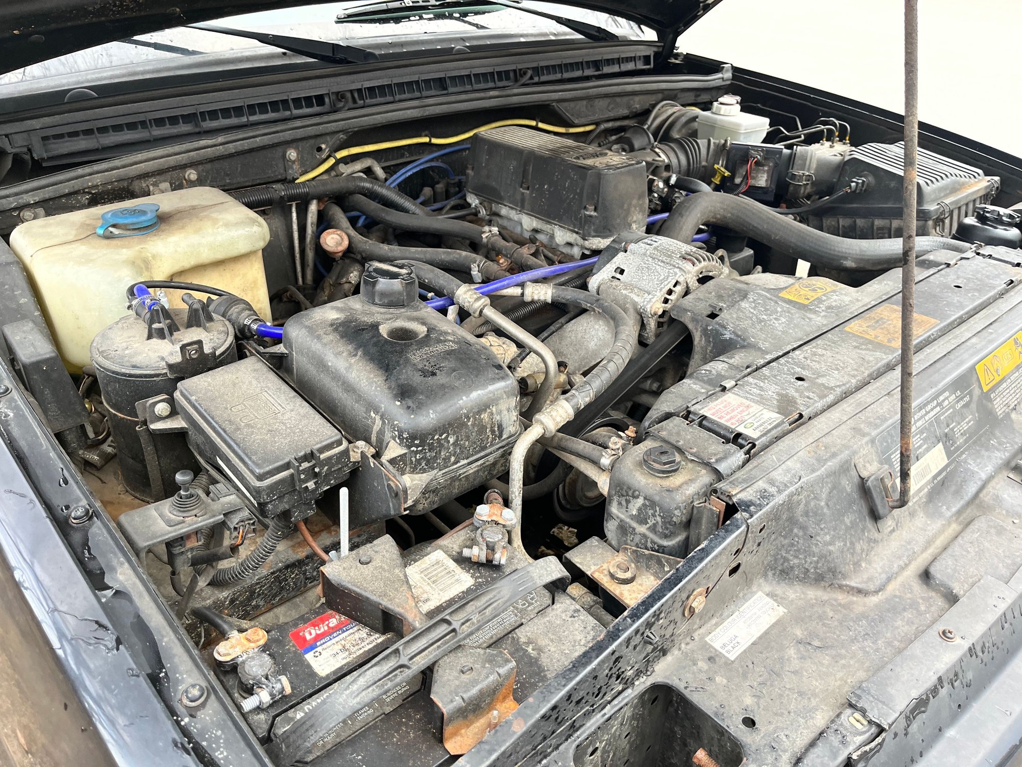 1996 Land Rover Discovery - 1996 D1 w/ 118K miles - Used - VIN SALJY1242TA194413 - 118,500 Miles - 8 cyl - 4WD - Automatic - SUV - Black - Scituate, RI 02831, United States