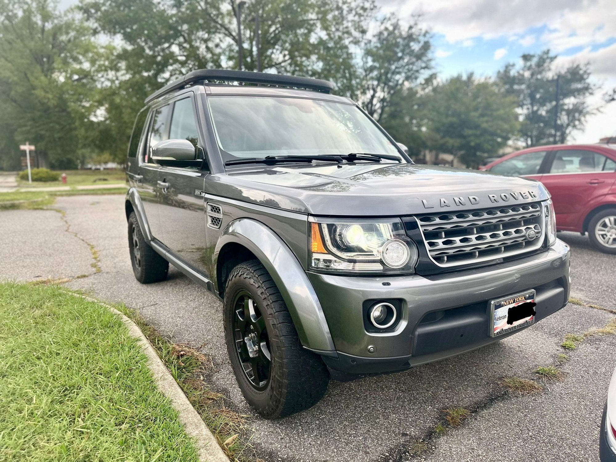 2015 Land Rover LR4 - 2015 LR4 W/ 500 miles on new engine - Used - VIN SALAG2V65FA761675 - 103,000 Miles - 6 cyl - 4WD - Automatic - SUV - Gray - Centerport, NY 11721, United States