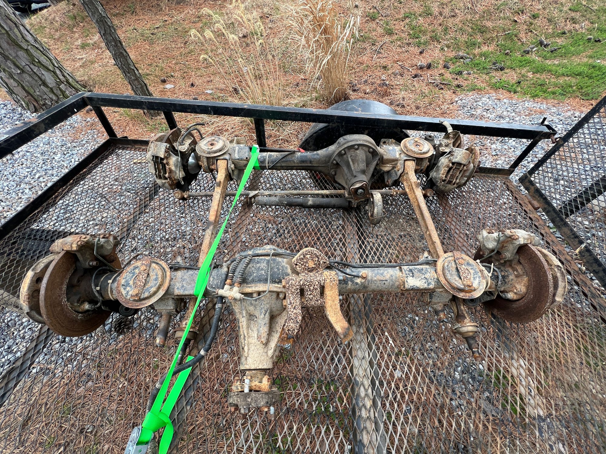 Wheels and Tires/Axles - 1994 Discovery 1 SD Front & Rear Axles - $650 - Used - 1993 to 1998 Land Rover Discovery - Cambridge, MD 21613, United States
