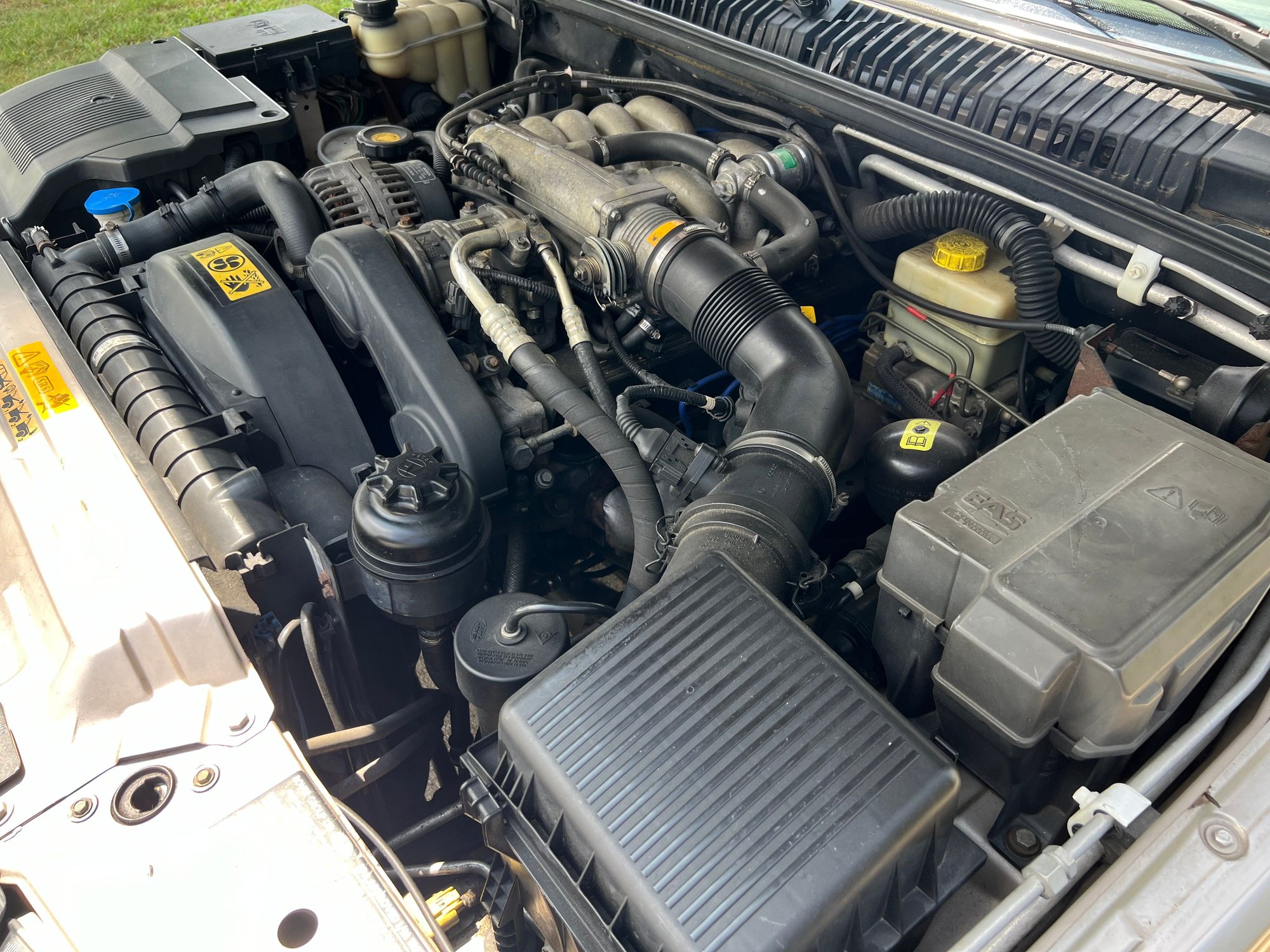 1999 Land Rover Range Rover - 1999 p38 hse - Used - VIN SALPV1444XA424295 - 133,000 Miles - 8 cyl - 4WD - Automatic - SUV - Beige - Chesapeske, VA 23322, United States