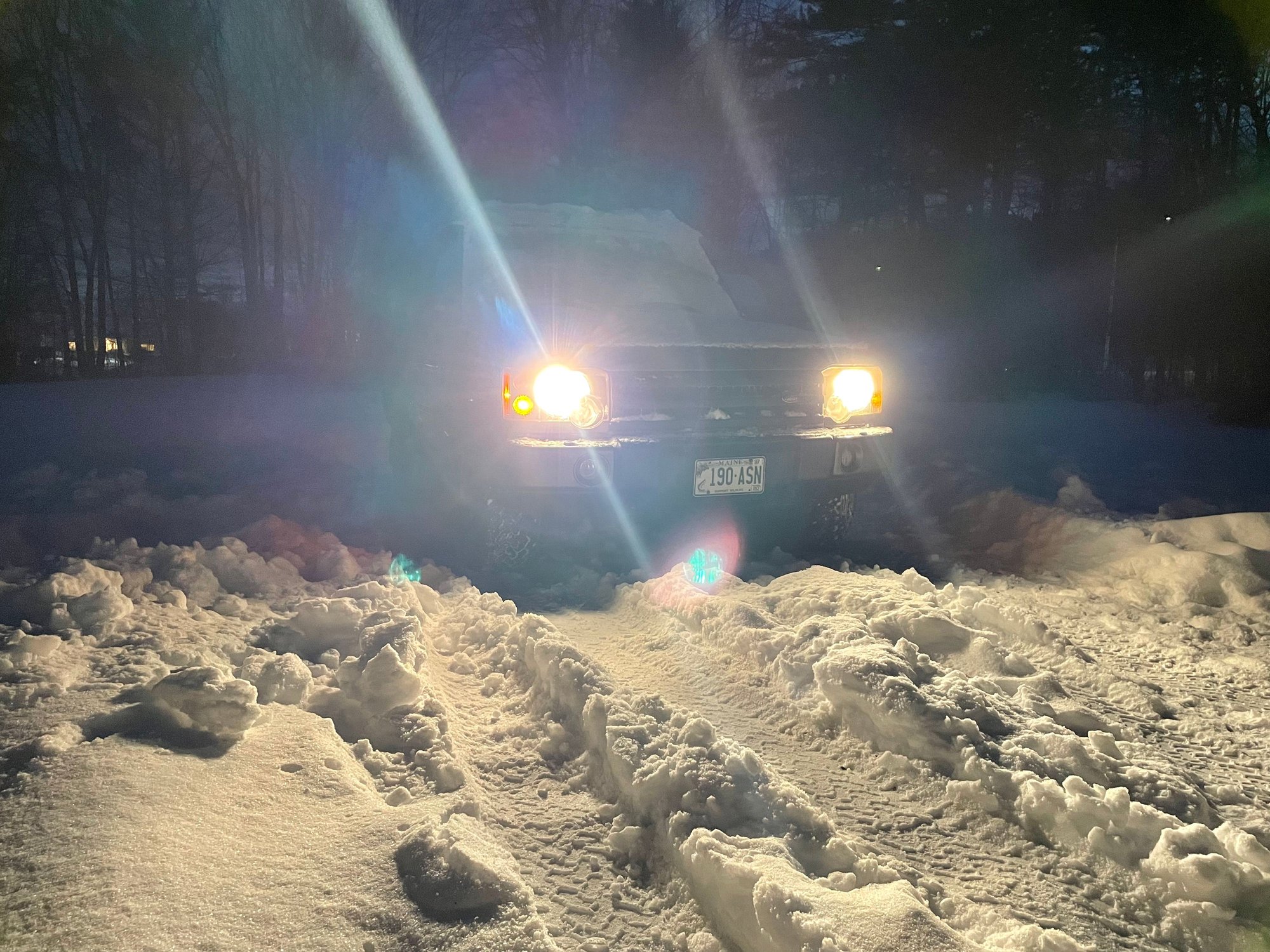 2003 Land Rover Discovery - 2003 Discovery SE 7-Seater w/CDL - Used - VIN SALTW16463A777589 - 181,153 Miles - 8 cyl - 4WD - Automatic - SUV - Gray - Falmouth, ME 04015, United States
