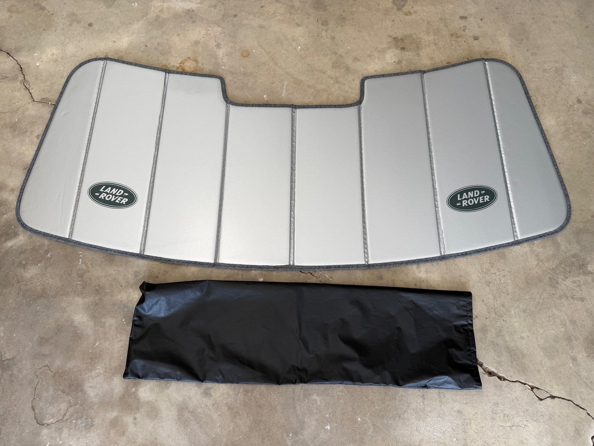 Interior/Upholstery - Defender 110 Floor Mats and Window Shade - Used - All Years  All Models - Dallas, TX 75225, United States