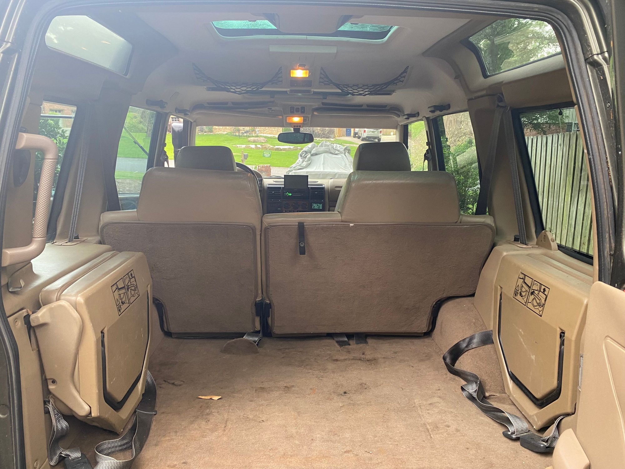 1997 Land Rover Discovery -  - Used - VIN SALJY124XVA716904 - 127,933 Miles - 8 cyl - 4WD - Automatic - SUV - Other - Hoover, AL 35226, United States