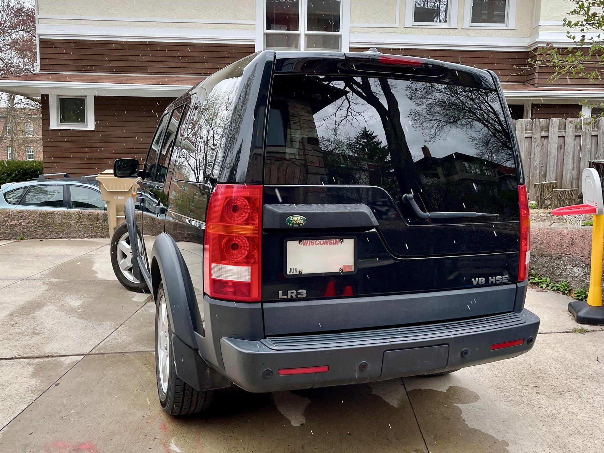 2008 Land Rover LR3 - 2008 LR3 HSE in great mechanical shape - Used - VIN SALAG25418A460581 - 116,000 Miles - 8 cyl - 4WD - Automatic - SUV - Black - Madison, WI 53706, United States