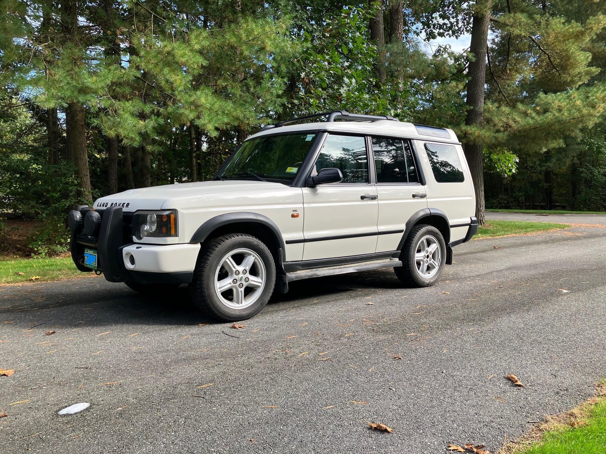 2004 Land Rover Discovery - 2004 Land  Rover Discovery SE Trail - Used - VIN SALTY19464A850175 - 169,500 Miles - 8 cyl - 4WD - Automatic - SUV - White - Easthampton, MA 01027, United States