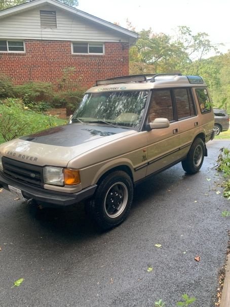 1998 Land Rover Discovery - 1998 Disco 1 NAV 300tdi manual - Used - VIN saljy1245wa777207 - 204,400 Miles - 4 cyl - 4WD - Manual - SUV - Gold - Silver Spring, MD 20901, United States