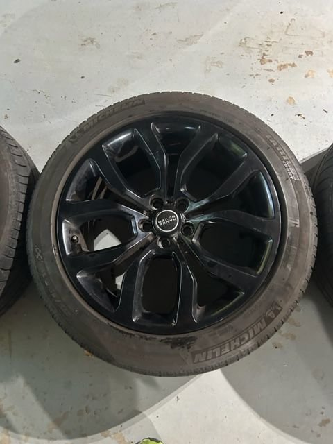 Wheels and Tires/Axles - 21 inch wheels for Ranger Rover Sport - Used - 2015 to 2020 Land Rover Range Rover Sport - Ridgewood, NJ 07451, United States